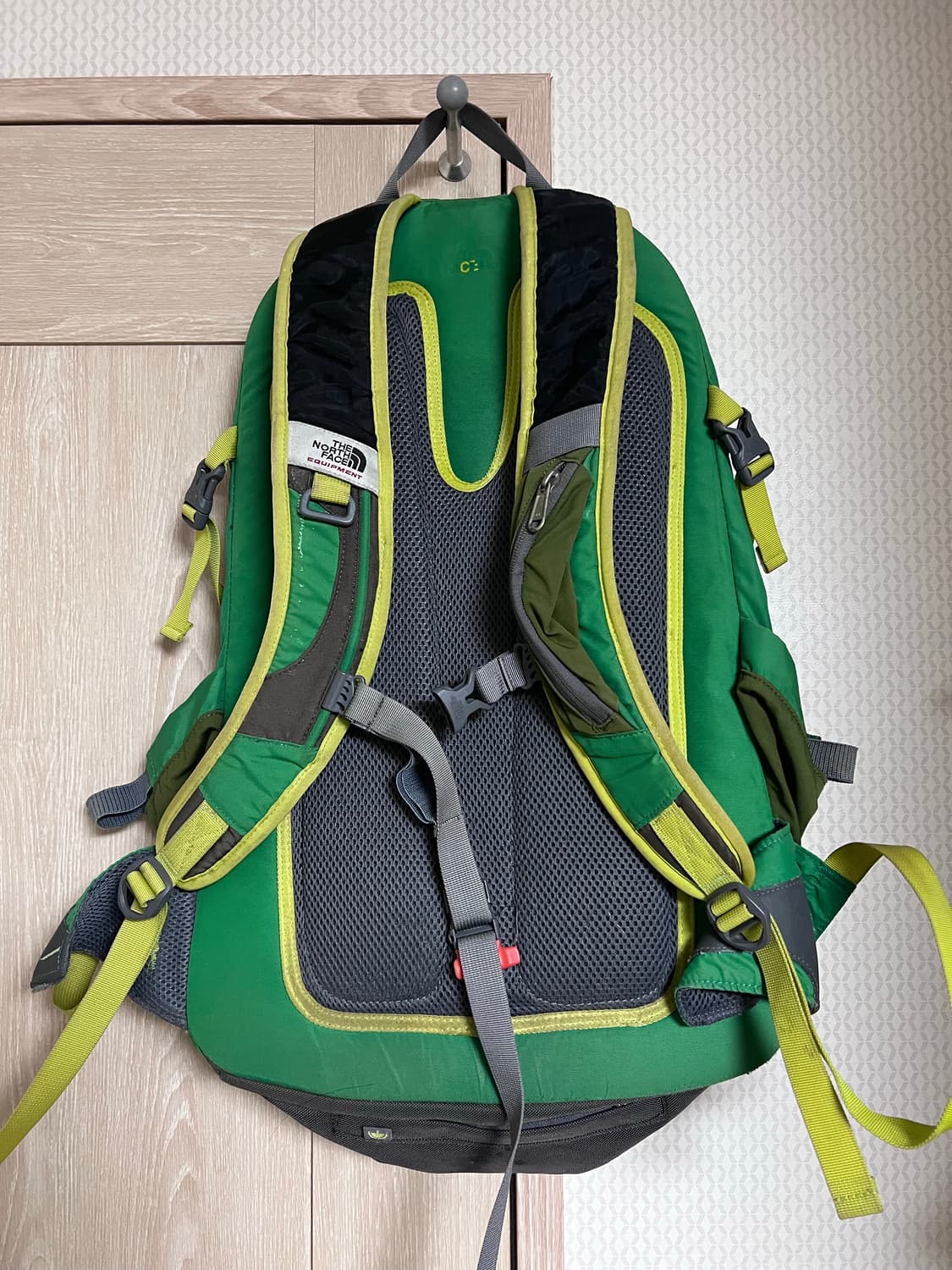 노스페이스 스프리 등산 그린 백팩 상품이미지2