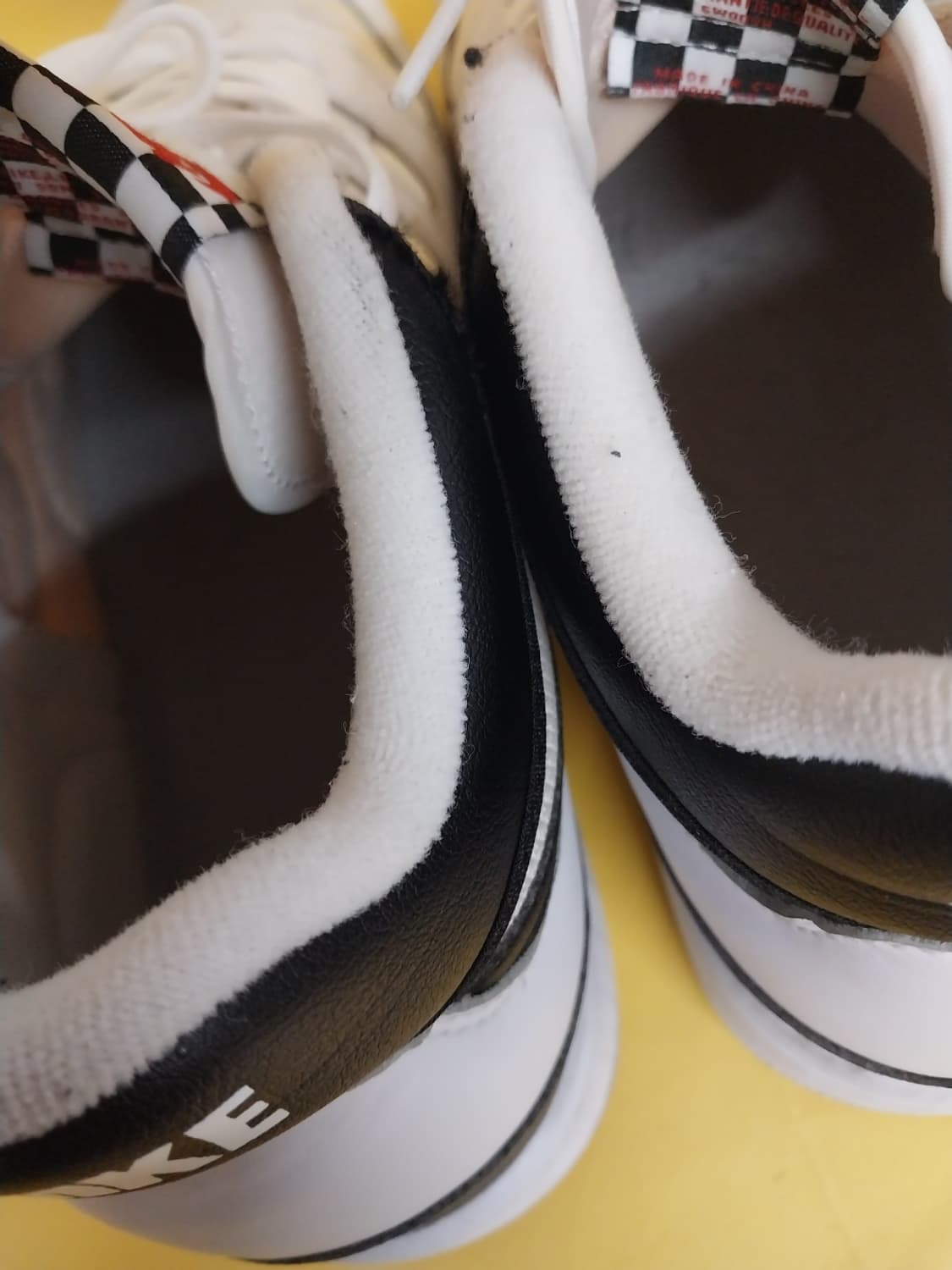 남성 나이키 맥 어택 QS SP 블랙앤화이트 운동화 (285) 상품이미지6