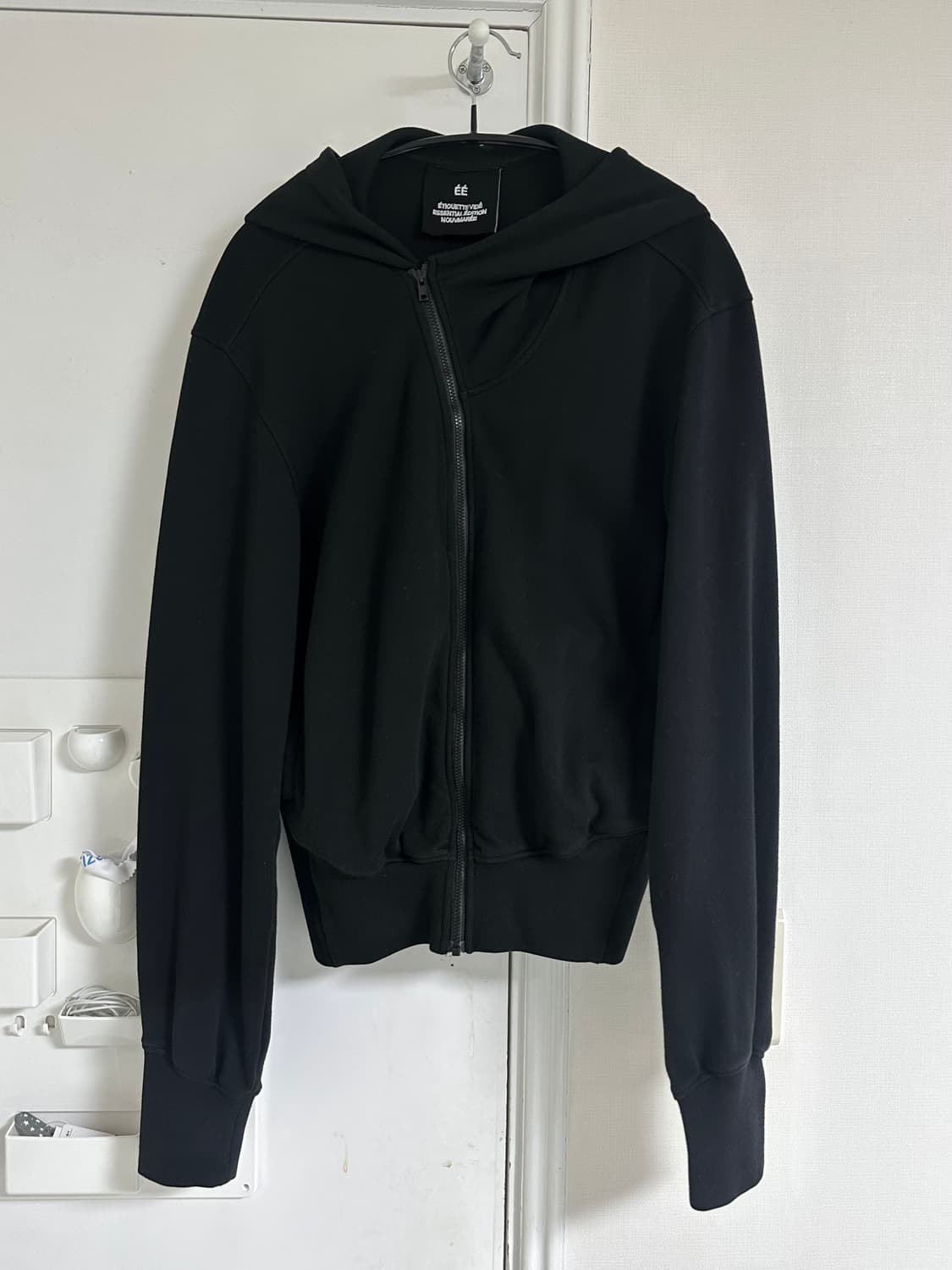 실착x) ee 누마레 후드집업 블랙 s 상품이미지2