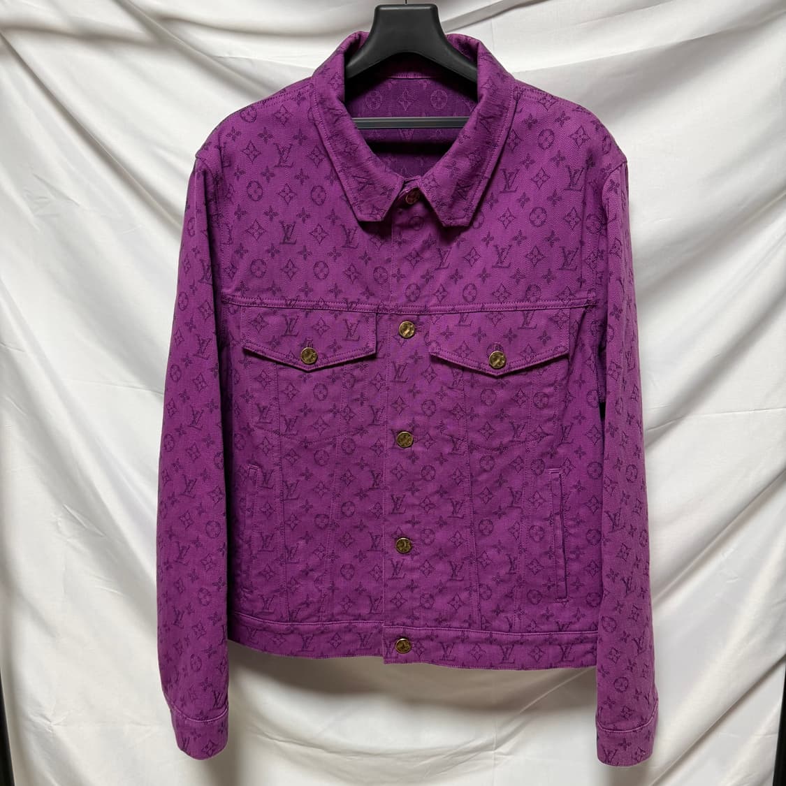 [S+급/정품] 루이비통 모노그램 데님 자켓 팬츠 셋업 퍼플 상품이미지2