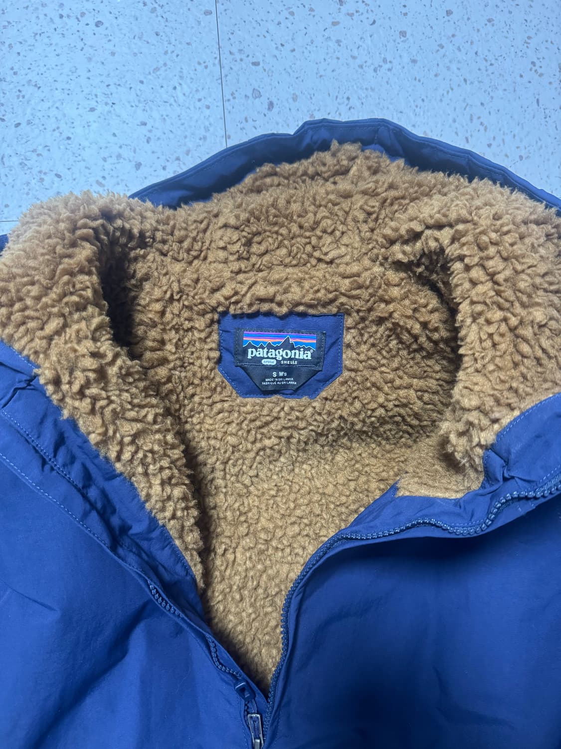 파타고니아 경량패딩 s 상품이미지3