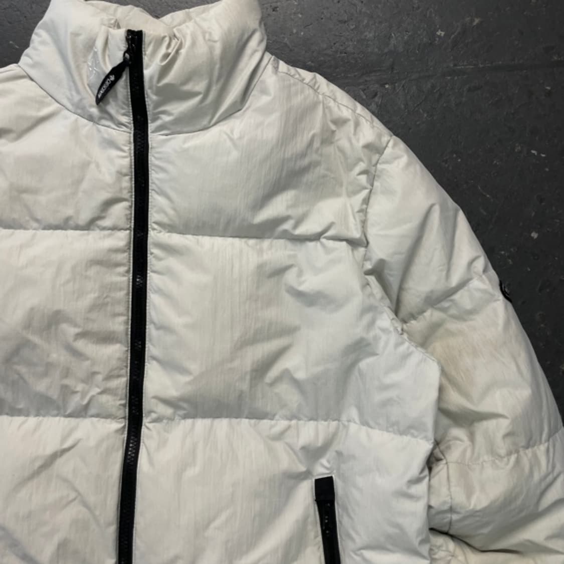 100 데상트 패딩 상품이미지2