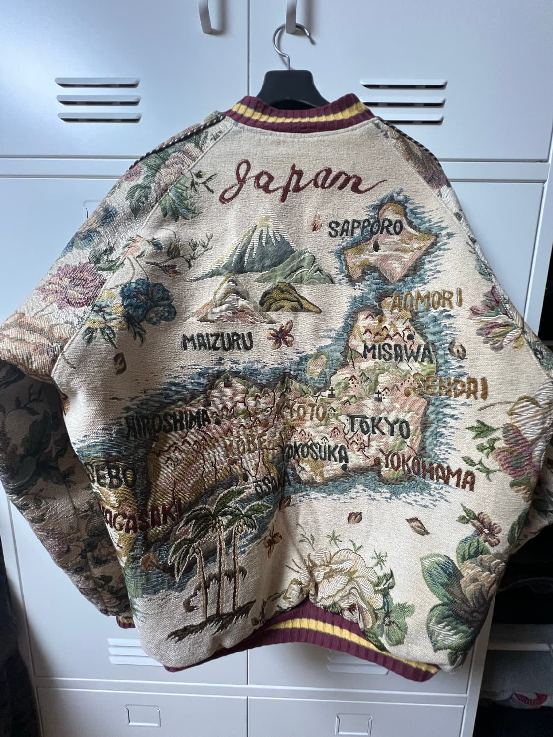 캐피탈 고블린 수베니어 자켓 4사이즈 상품이미지2