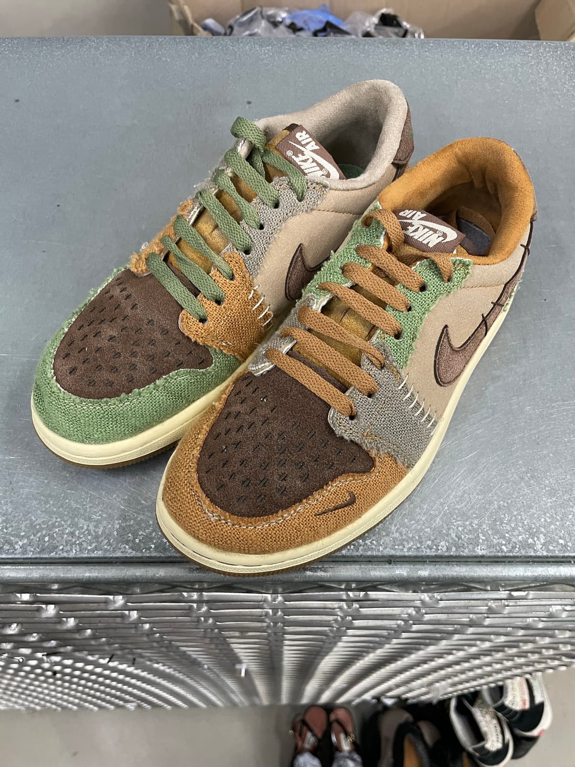 조던1 X 자이언 윌리엄슨 플랙스 앤 오일 그린 240 상품이미지2