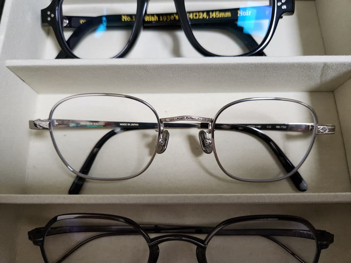 니시데 카즈오 송중기 티타늄 안경 상품이미지4