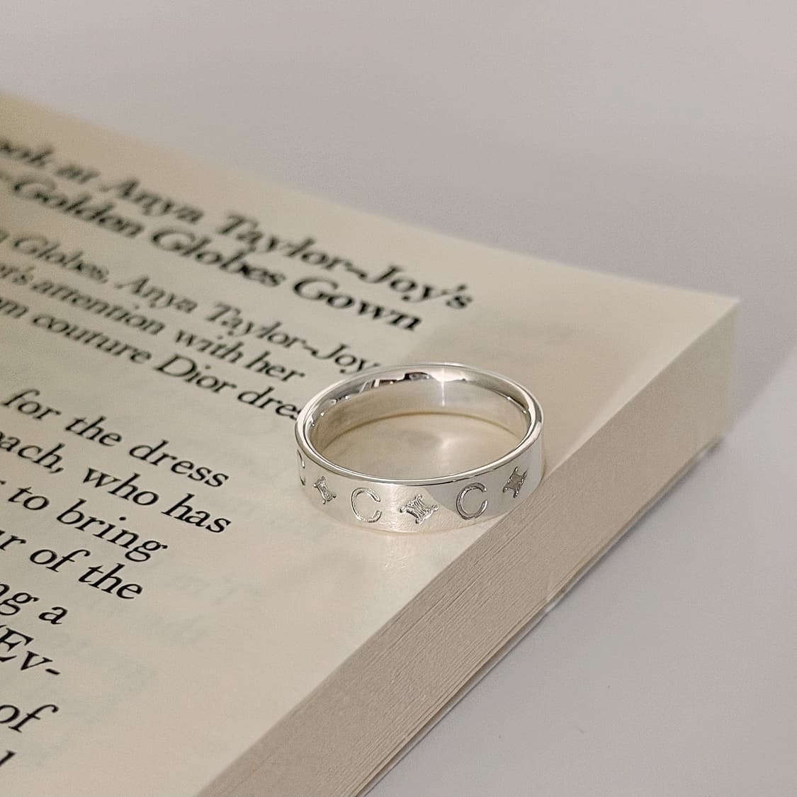 셀린느 마카담 실버 반지 상품이미지2