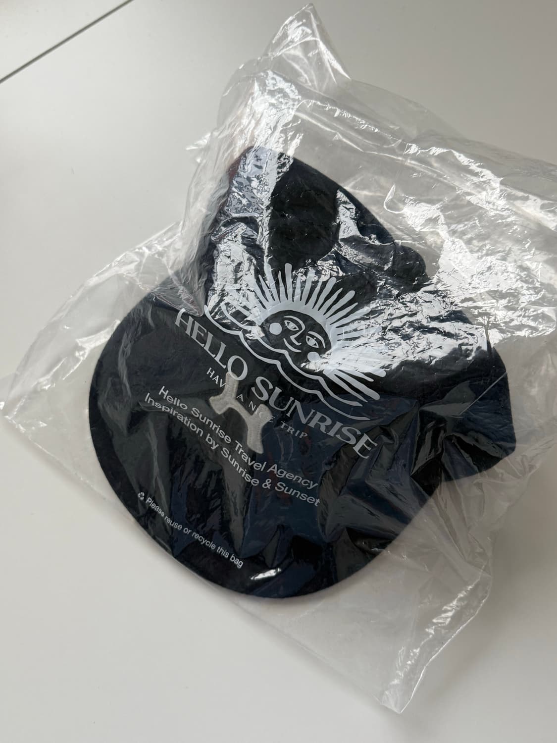 헬로 선라이즈 HELLO SUNRISE 블랙 볼캡 새상품 상품이미지1