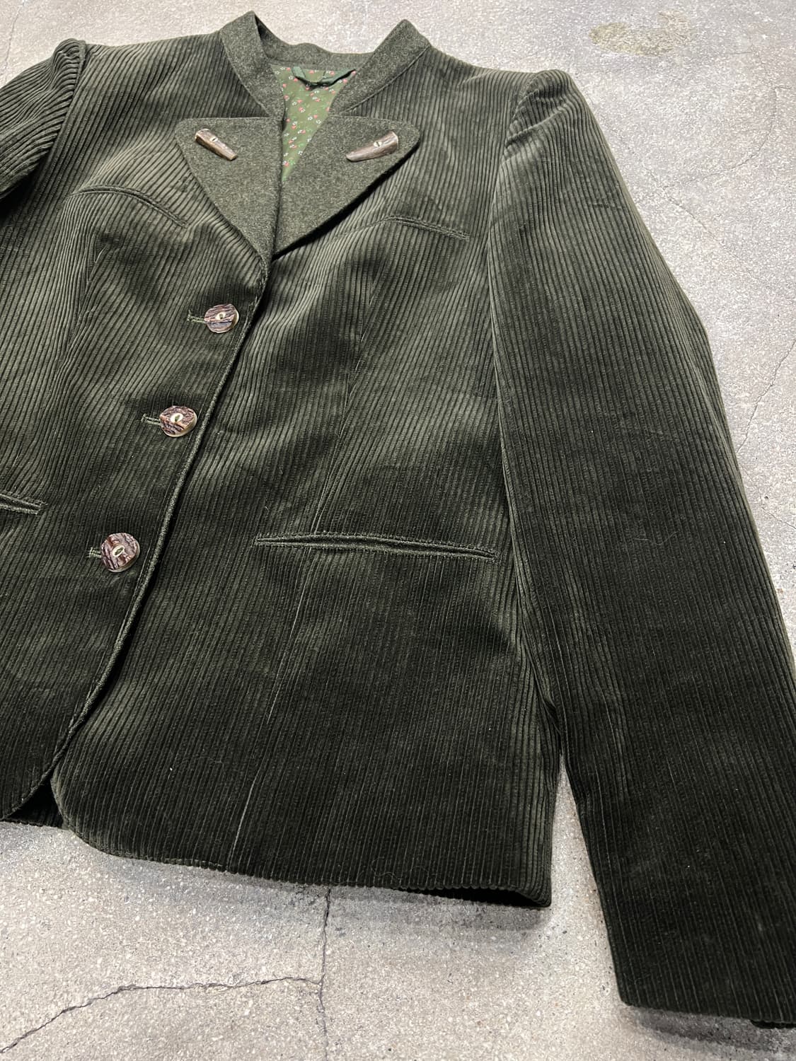 티롤리안 코듀로이 헌팅자켓 상품이미지2