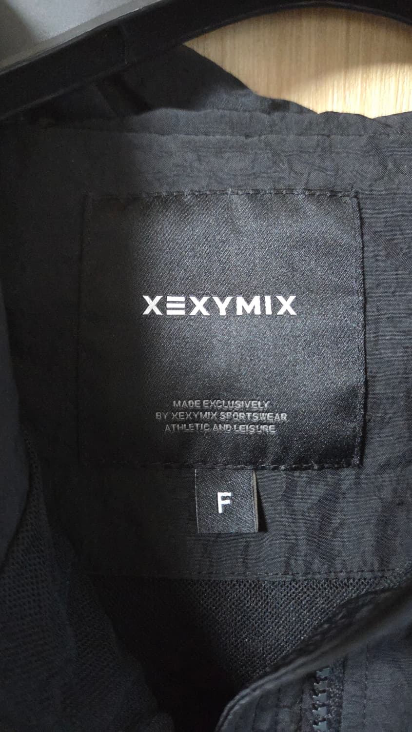 (착샷) 젝시믹스 우븐 아노락 바람막이 블랙  상품이미지5