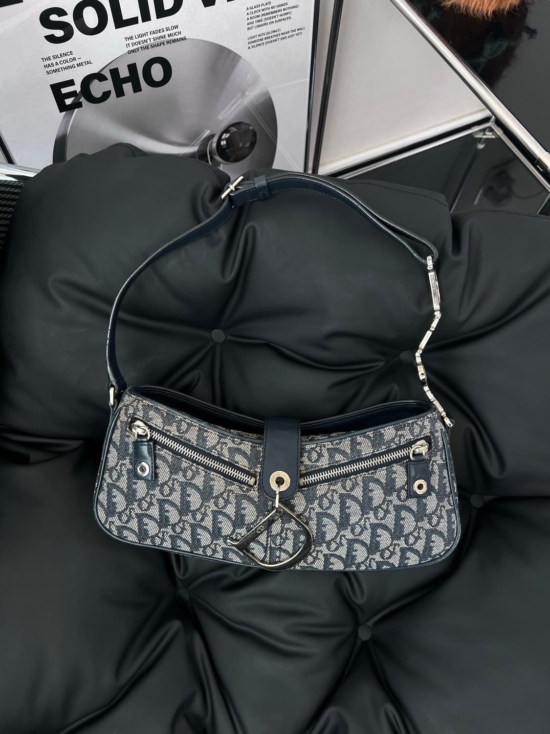 디올 오블리크 D참 바게트백 상품이미지1