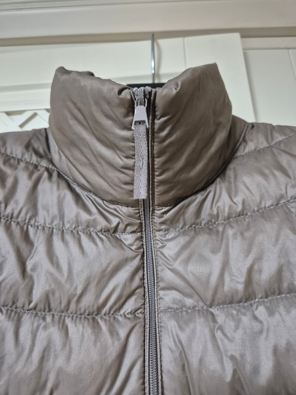 유니클로 여성 경량 다운 상품이미지3