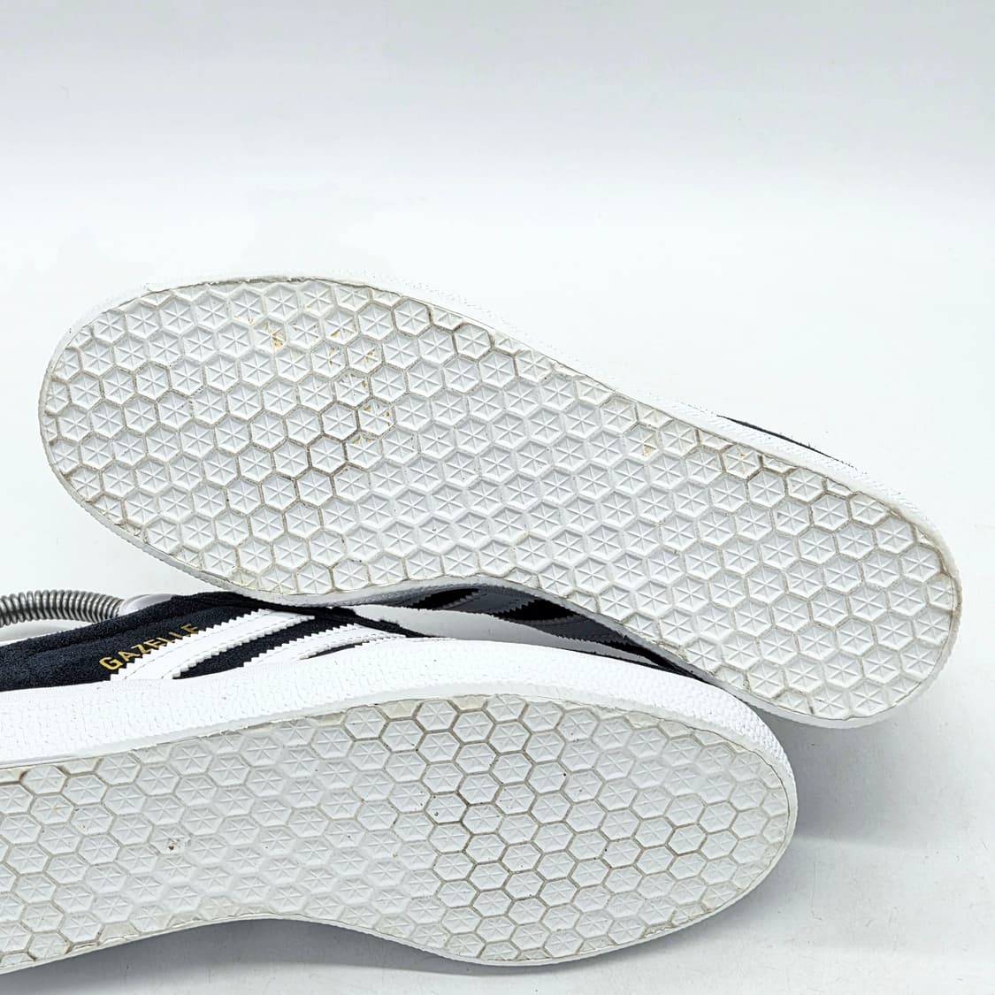 아디다스 가젤 코어 블랙 화이트 (220) 상품이미지3