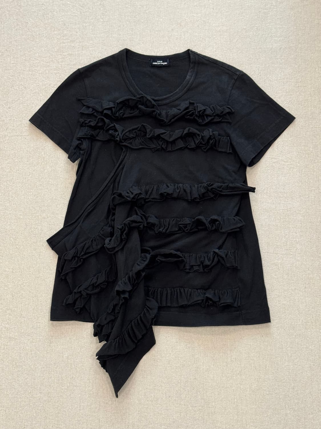 꼼데가르송 20aw 프릴 레이어드 티셔츠 상품이미지1