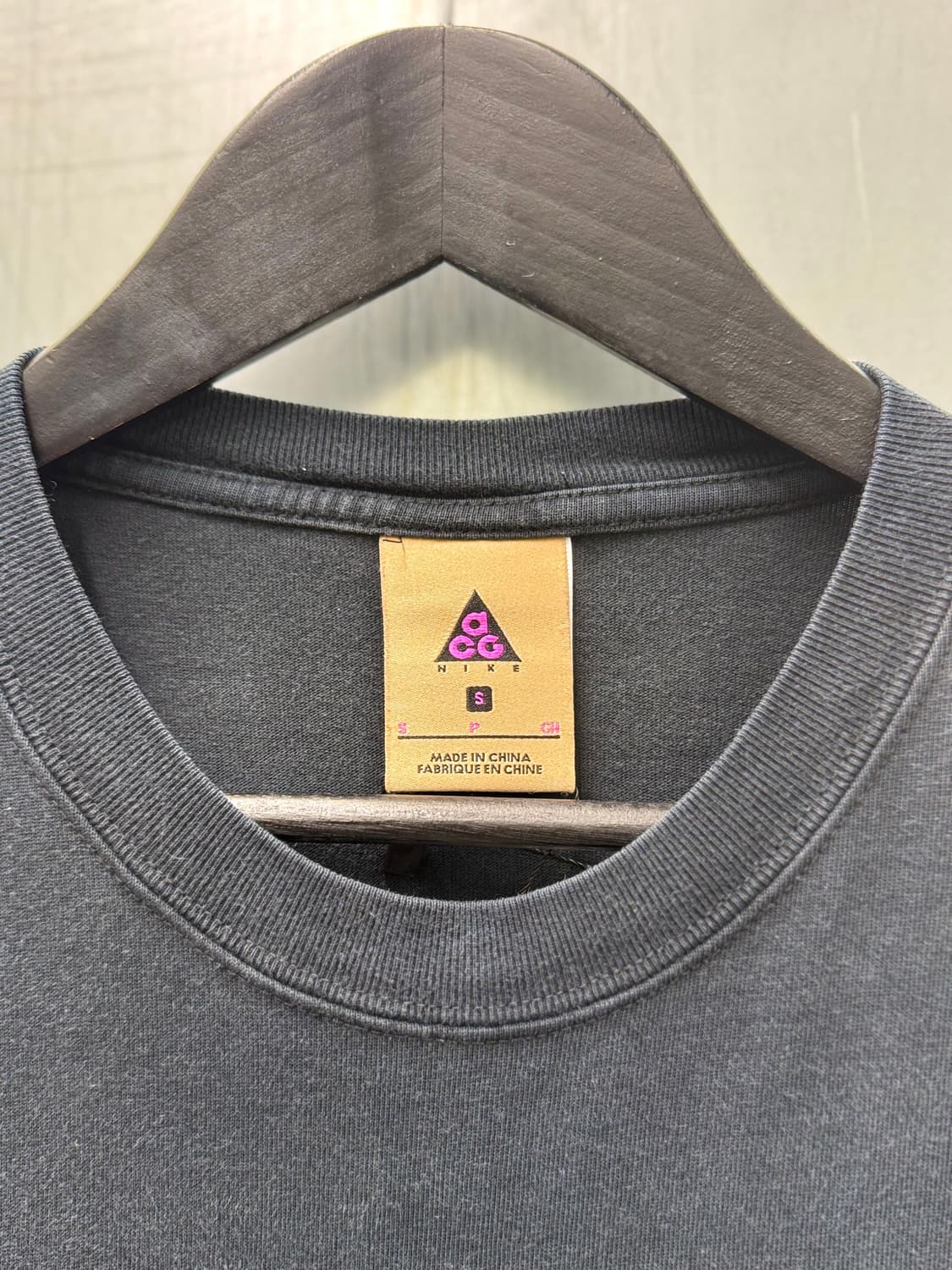 Nike ACG 나이키 ACG 자이언트 로고 티셔츠 블랙 상품이미지4