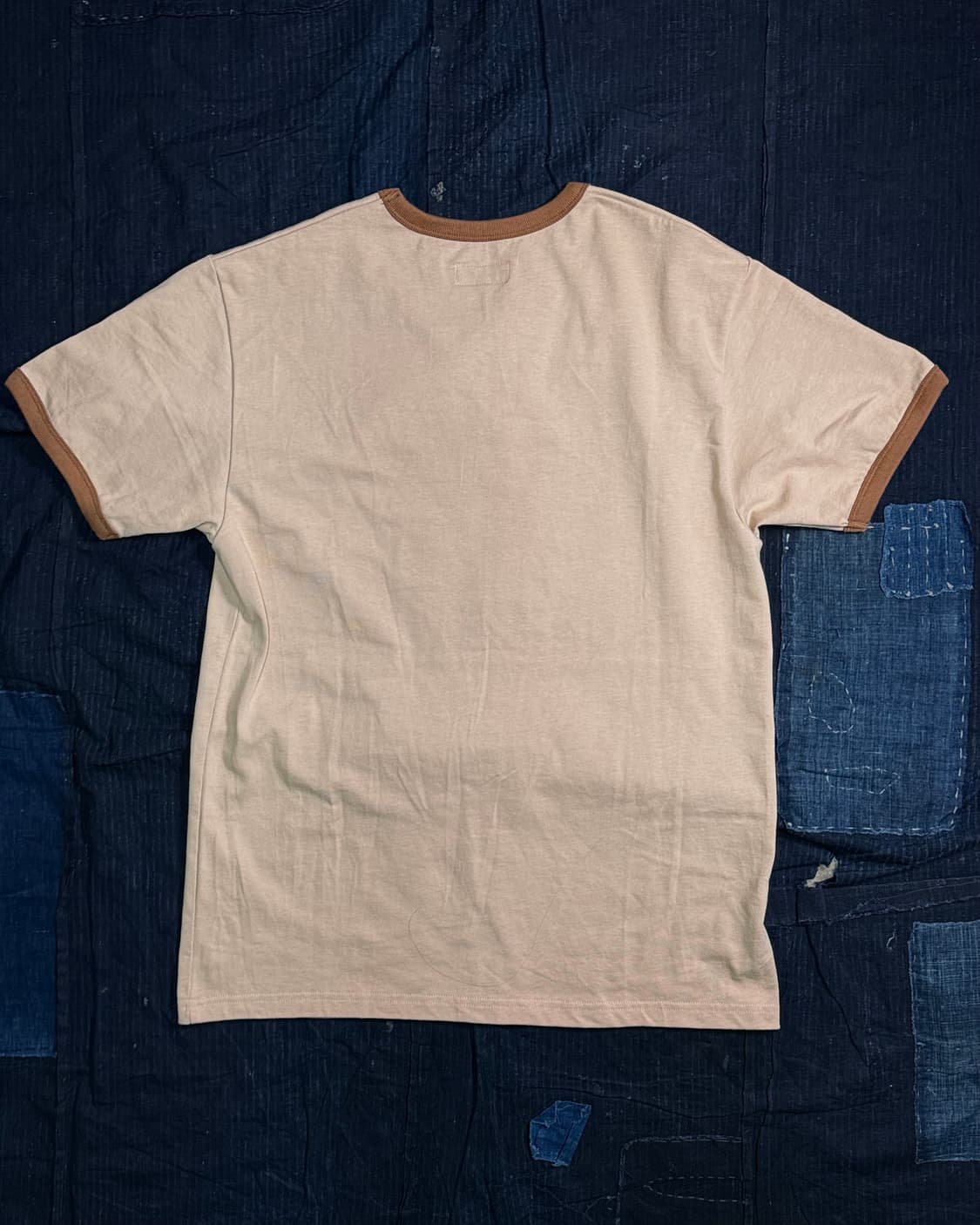 모쿠토 박쥐패턴(Good Luck) 링거티 - 브라운 M/L/XL 상품이미지5