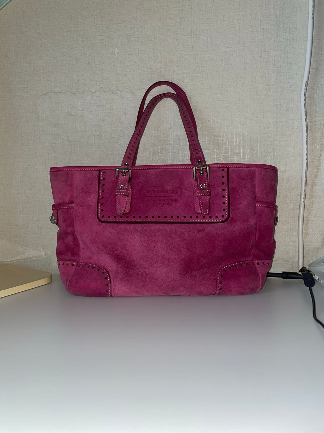 코치 스퀘어 핑크 숄더백 상품이미지1