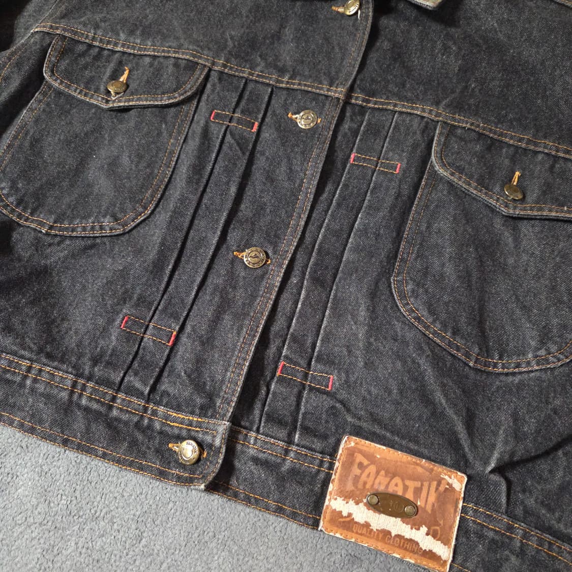 FANATIK 오버사이즈 크롭 데님 트러커 자켓 상품이미지3