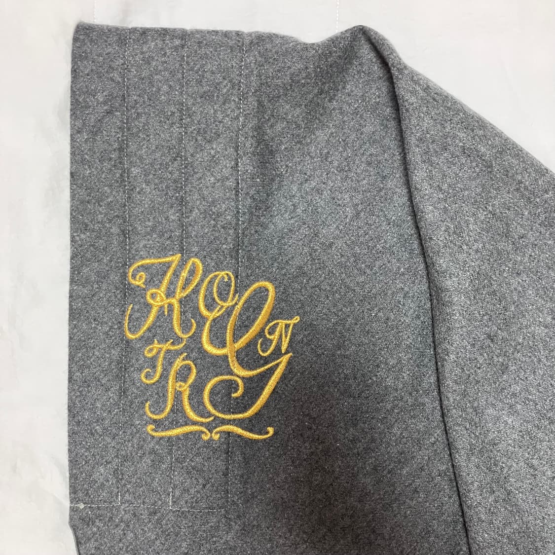 캐피탈 바부슈카 그레이 상품이미지2