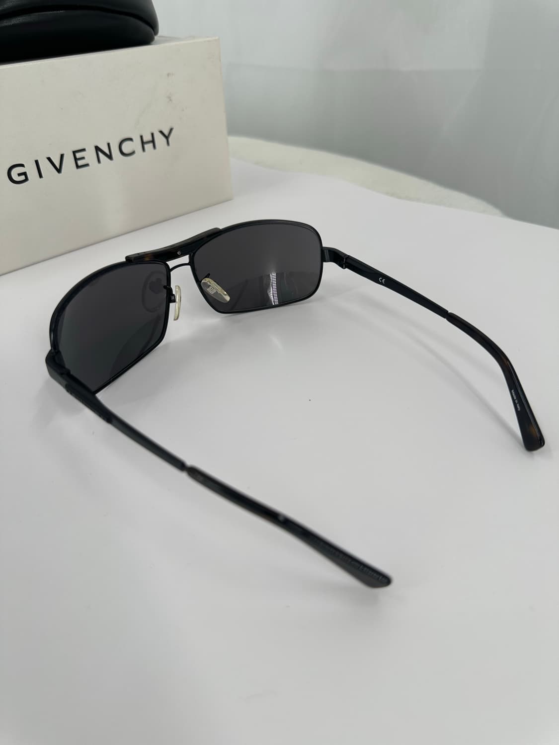 [새상품 무료배송] 정품 지방시 Made in Italy 선글라스 상품이미지5