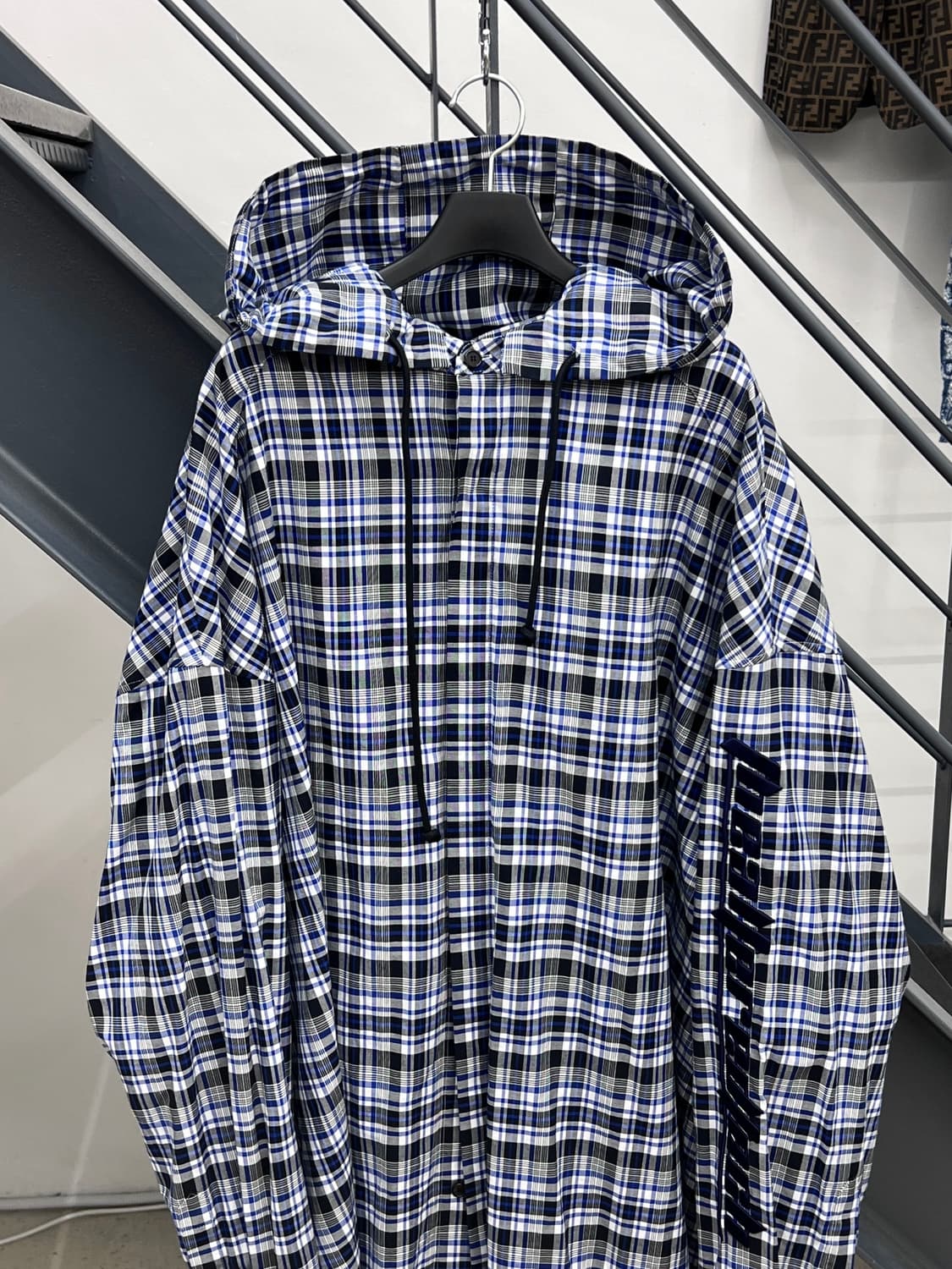 준지 블루 체크 자수 롱 후드 셔츠 상품이미지2