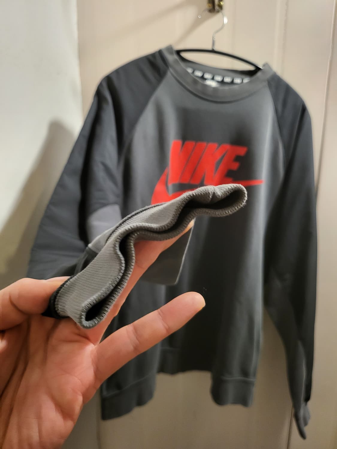 나이키 맨투맨 상품이미지3