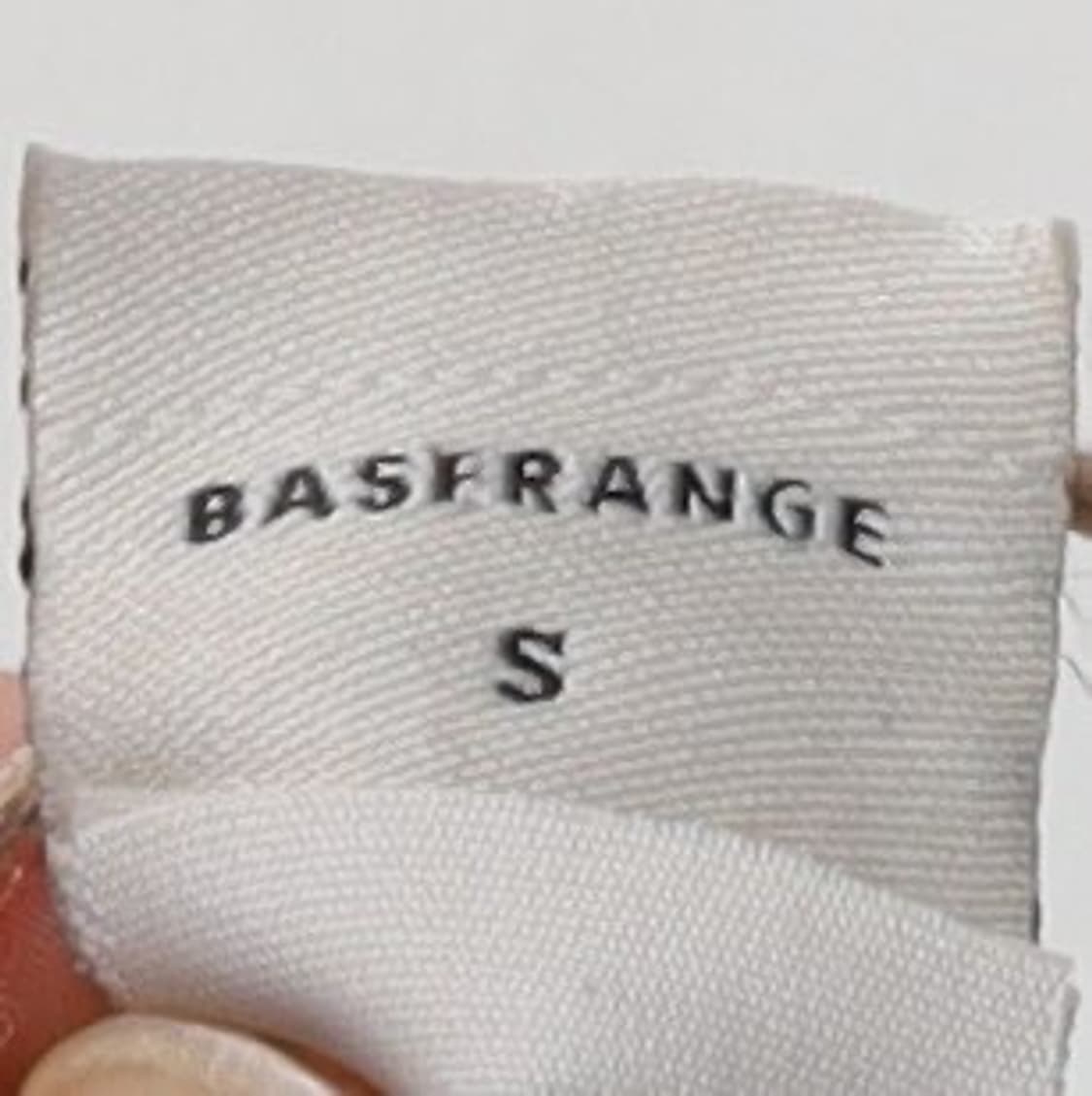 베이스레인지 Baserange Silk Sleeveless    상품이미지8