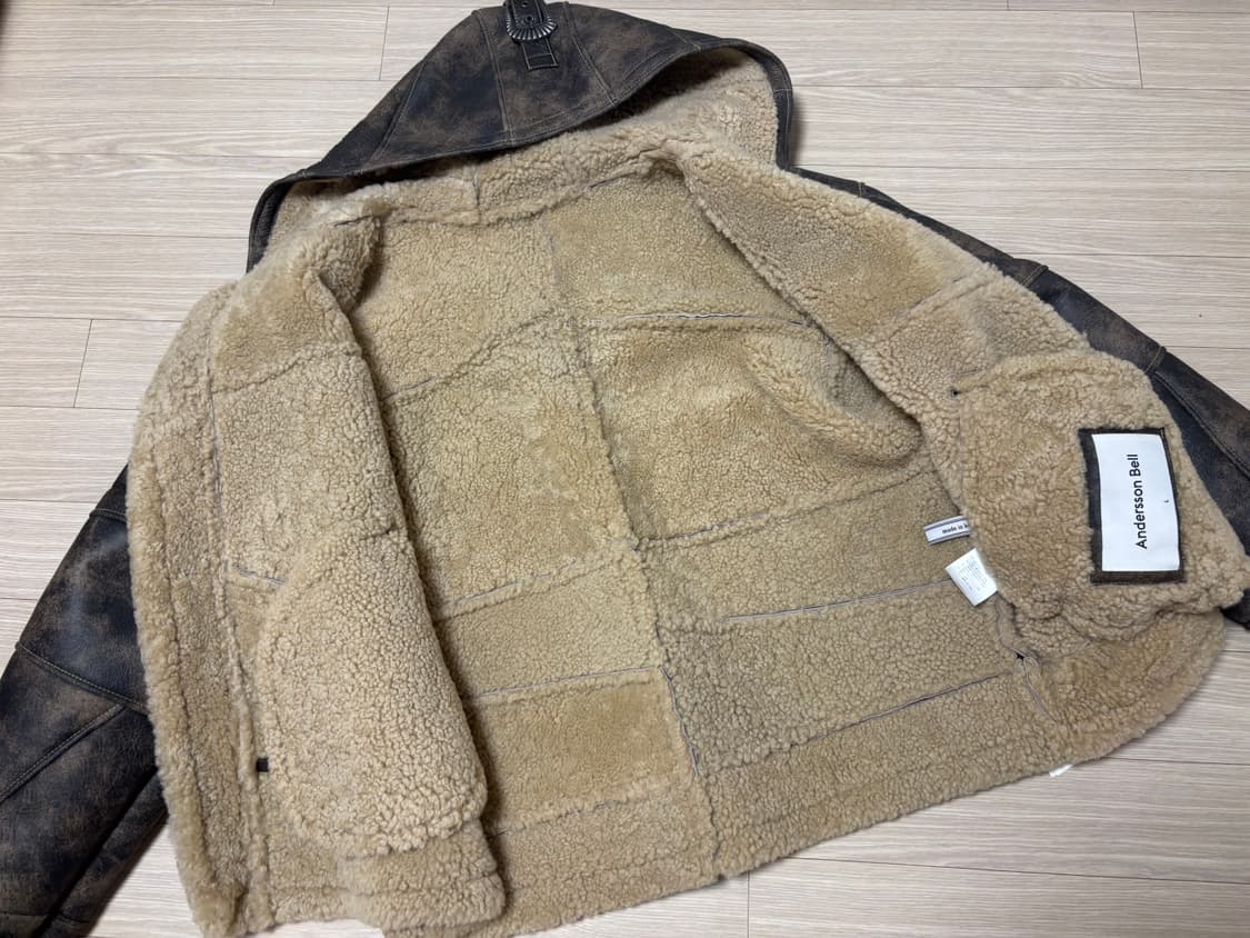 앤더슨벨 패치워크 후드 무스탕 L 상품이미지5