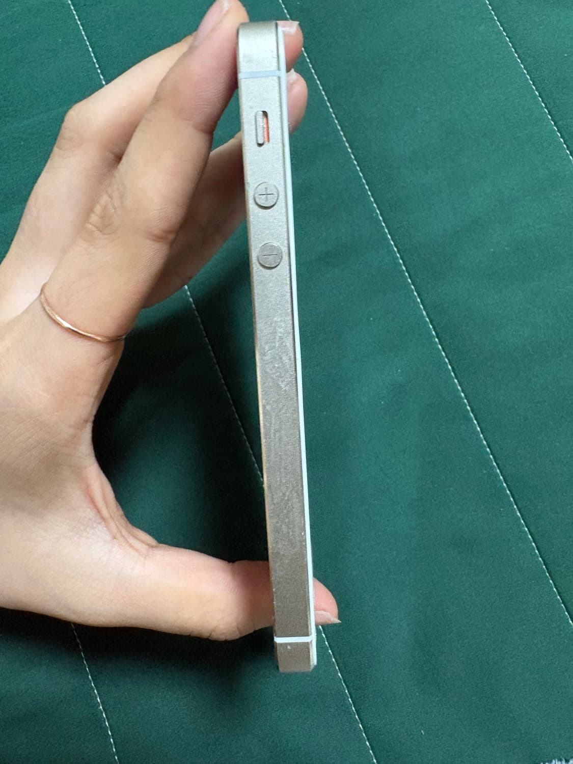 아이폰 5s 골드 상품이미지4