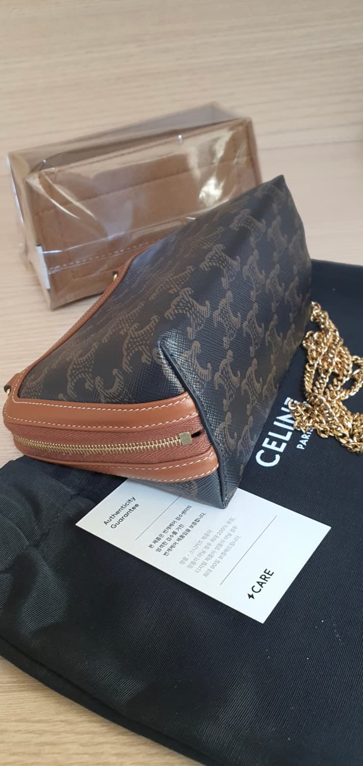 셀린느 트리옹프 크로스백/클러치백 새상품급 정품(감정서O) 상품이미지8