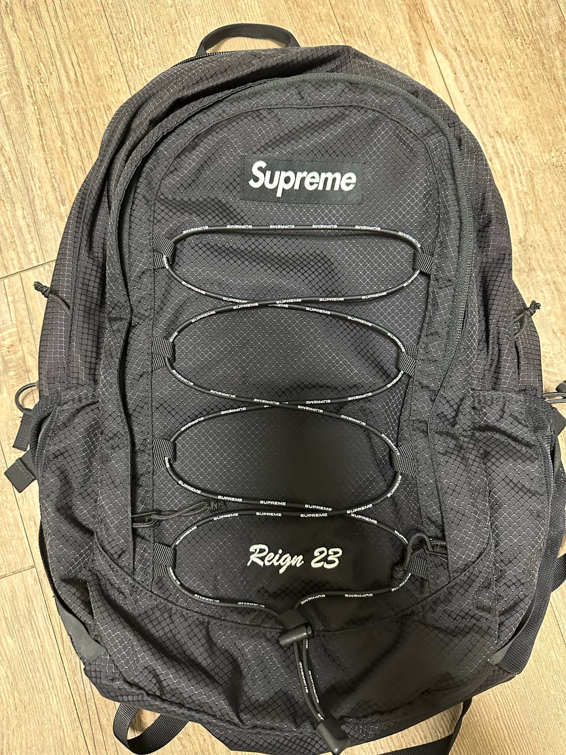 슈프림 백팩 블랙 22ss 상품이미지4