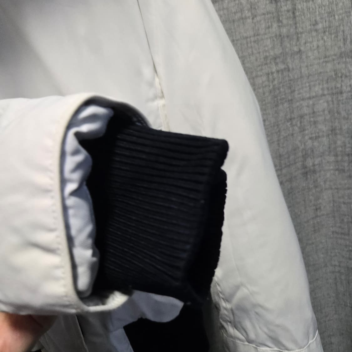 블랙야크 여성 롯지 숏 덕다운 패딩  상품이미지3