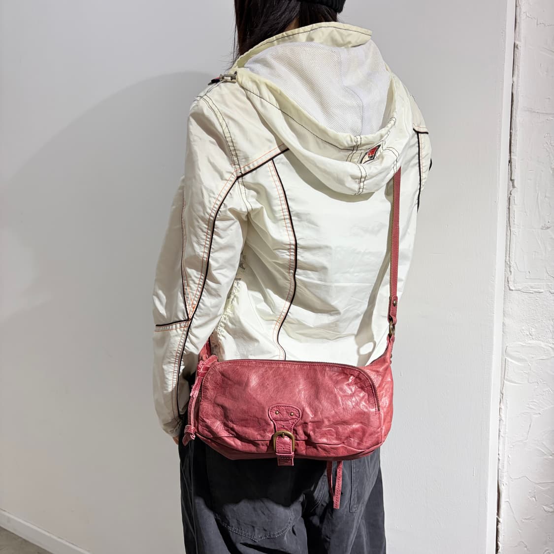 버건디 레더 가죽 크로스백 가방 상품이미지1