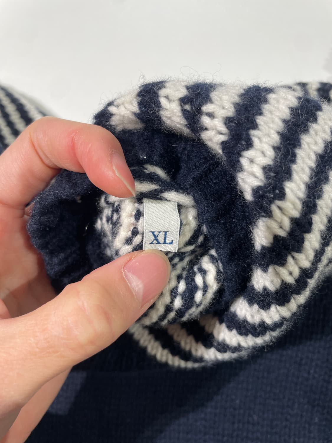 몽클레르 다크 네이비 패치 로고 스트라이프 스웨터 상품이미지8