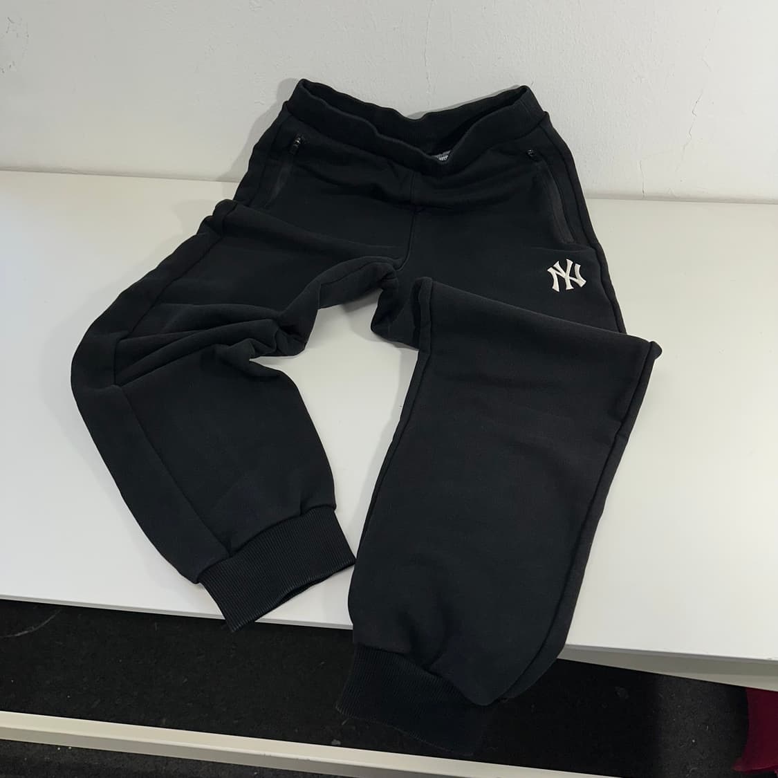 S MLB 블랙 뉴욕양키즈 코튼 밴딩조거팬츠 상품이미지3