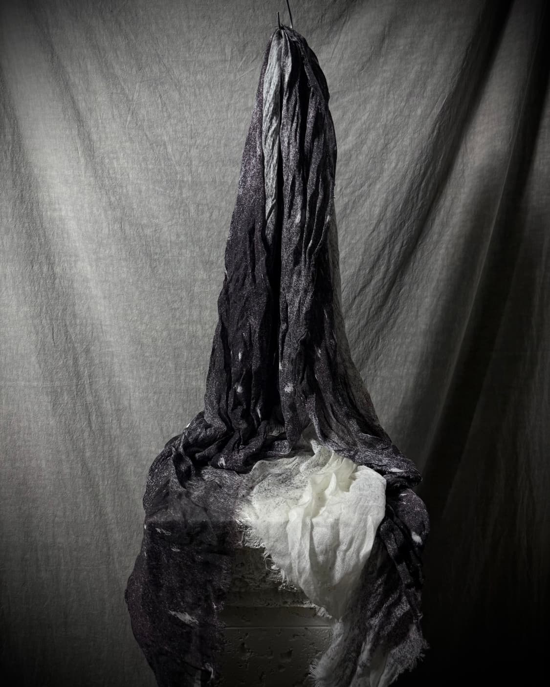 IF SIX WAS NINE Crinkled Gradient Scarf 상품이미지1