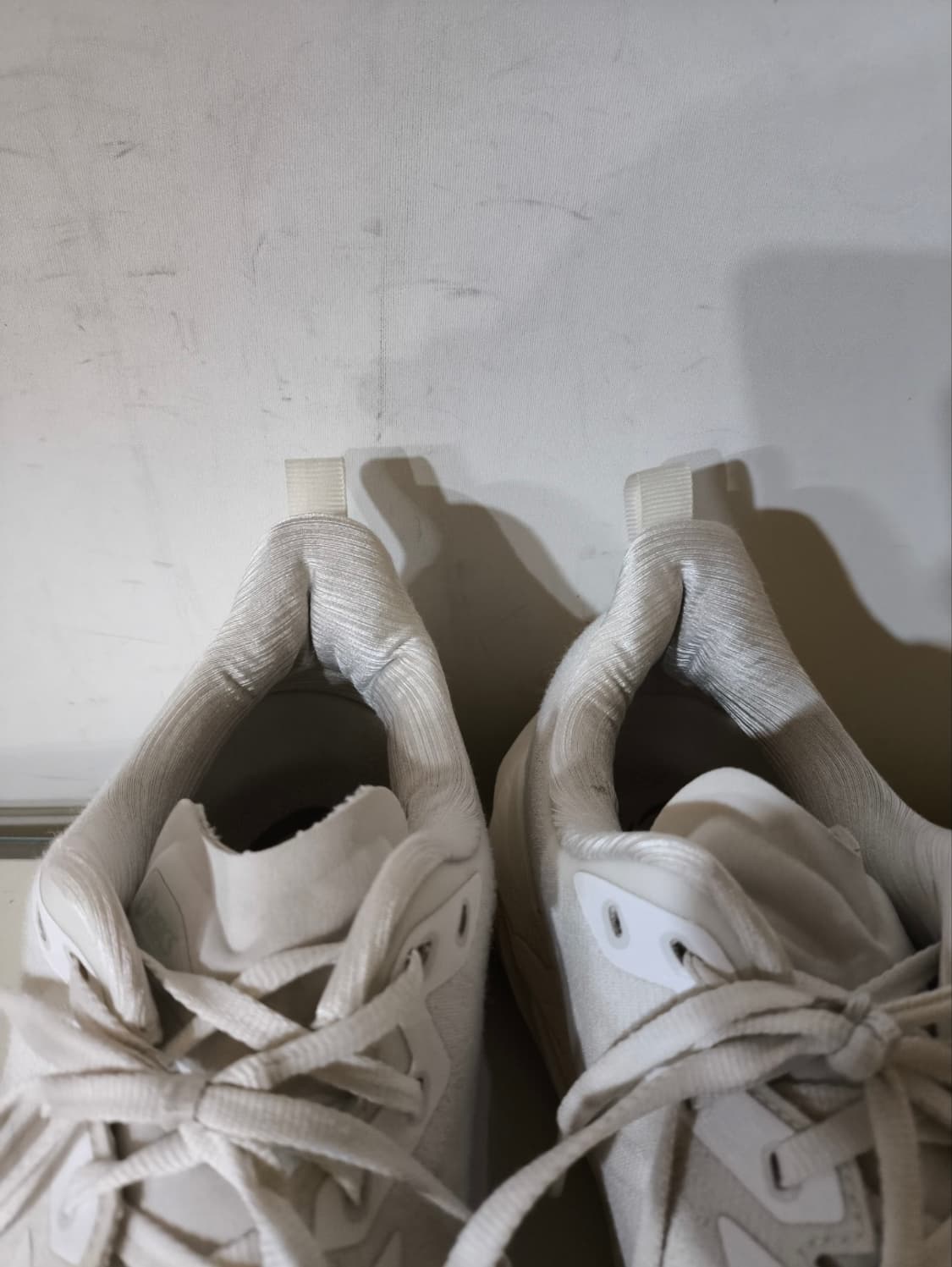 290mm 아식스 노바블라스트4 화이트 런닝화  상품이미지5