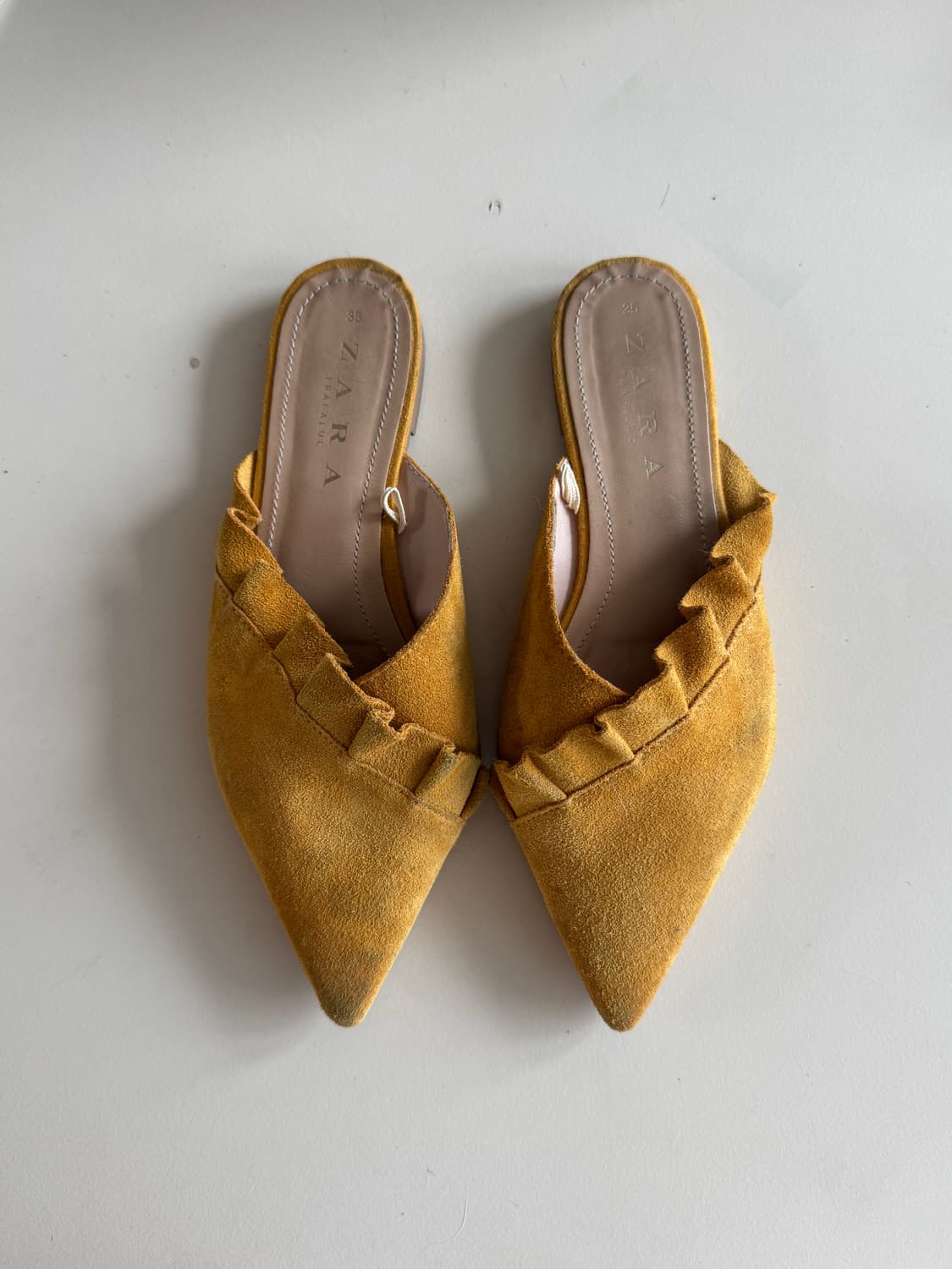 Zara Suede Flat Mules 상품이미지1
