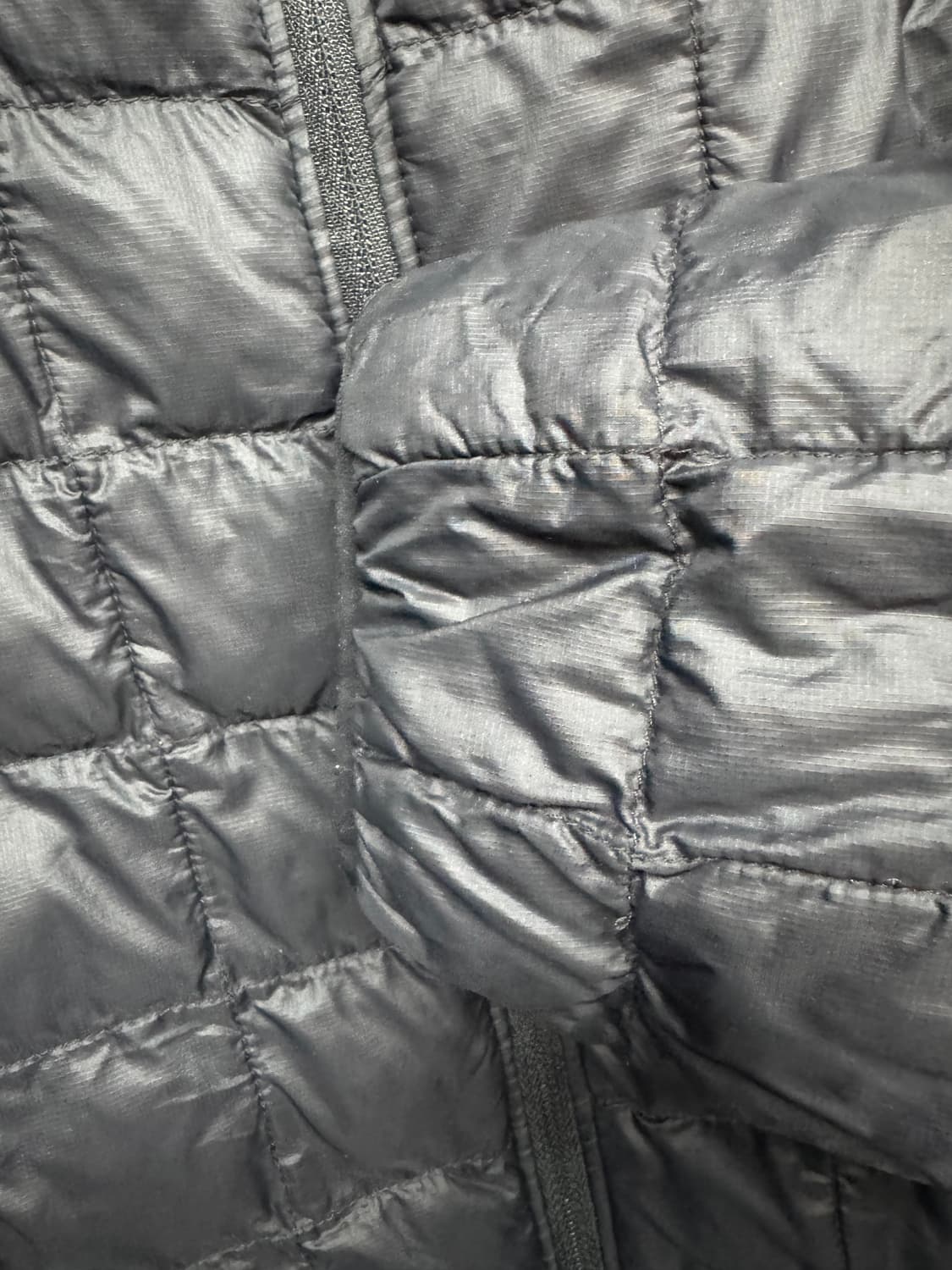 노스페이스 로고 스퀘어 퀄팅 스트링 경량패딩 M(M) 상품이미지3