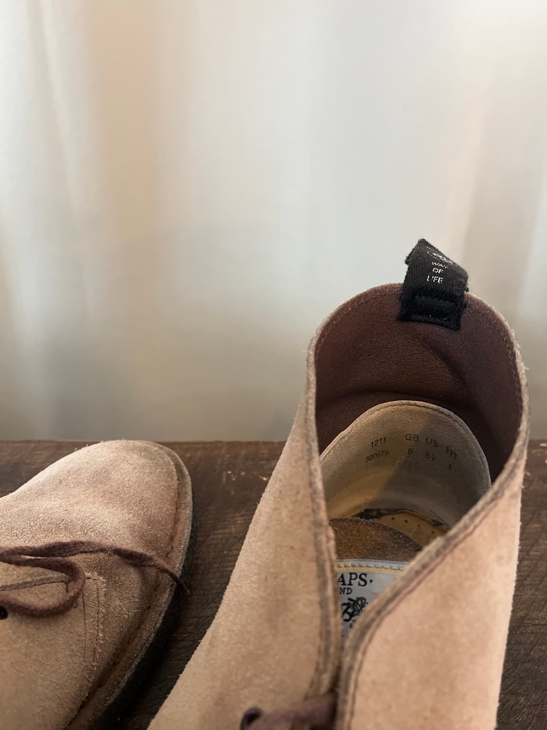 더블탭스 x 클락스 데저트 부츠 상품이미지8