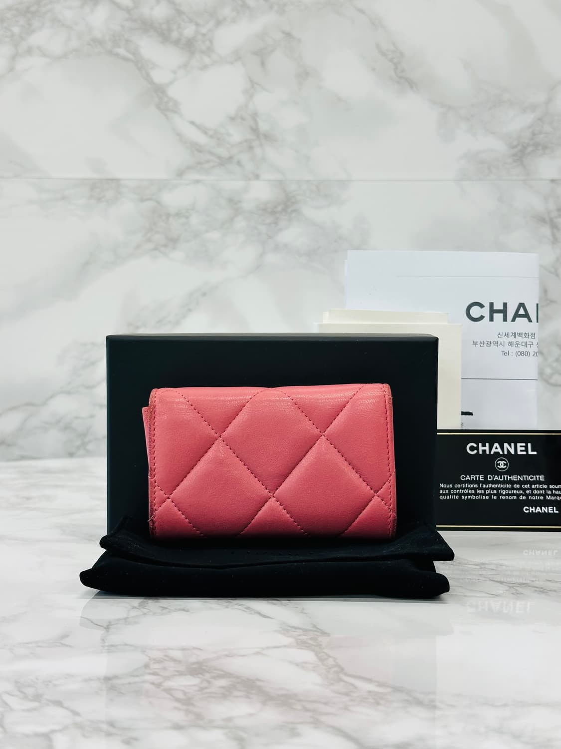 샤넬 19 카드지갑 핑크 상품이미지5
