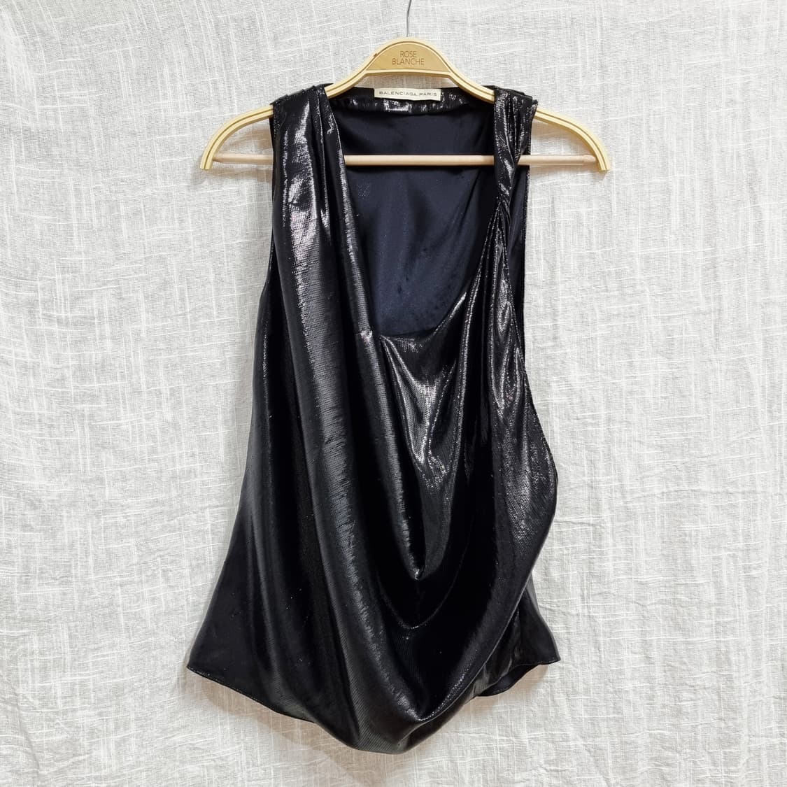 발렌시아가 시퀸 언발란스 슬리브리스 탑 (표기36) 모임 때 1회 착 상품이미지1