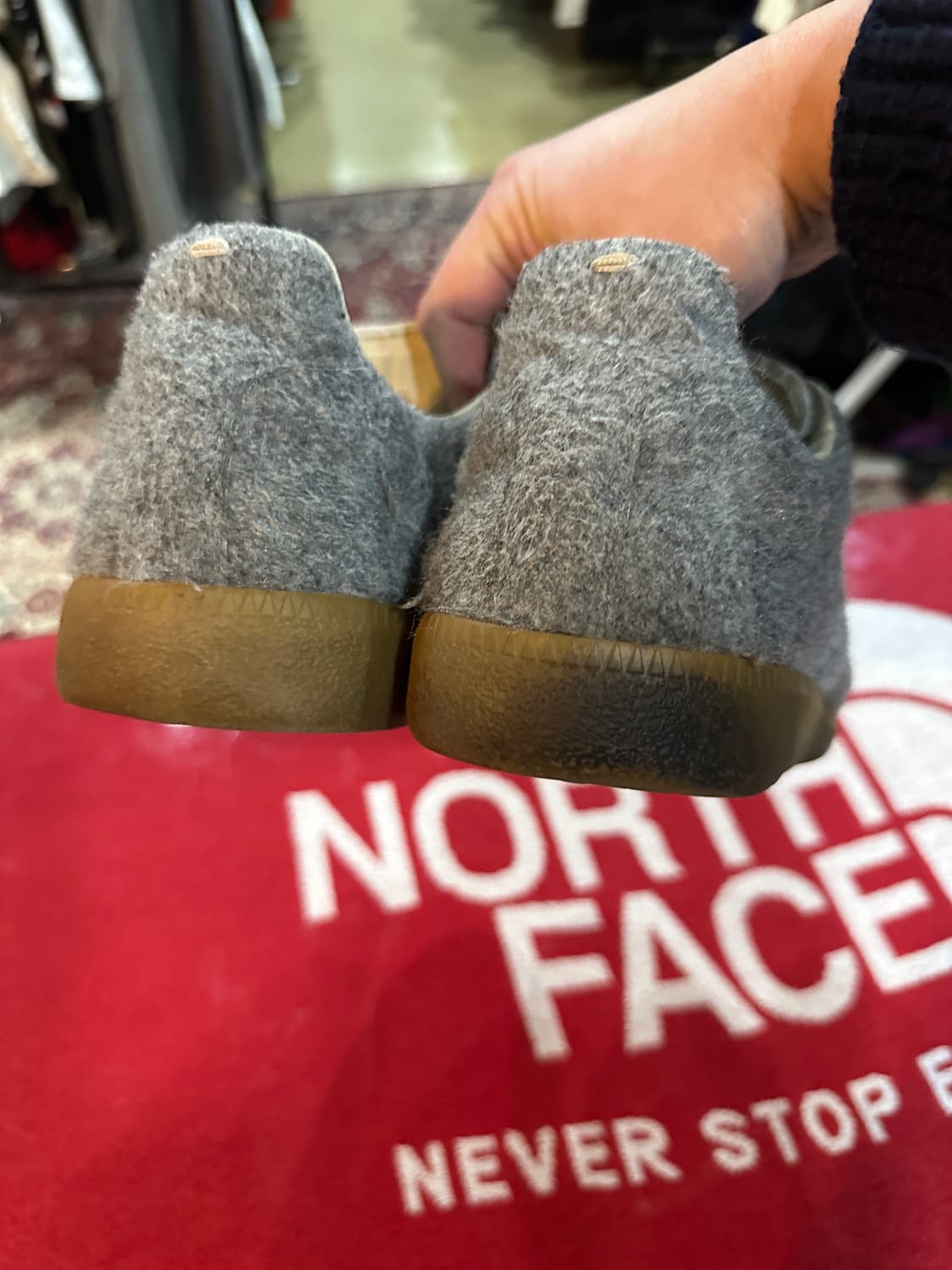 메종마르지엘라 펠트 페인팅 스니커즈280 상품이미지6