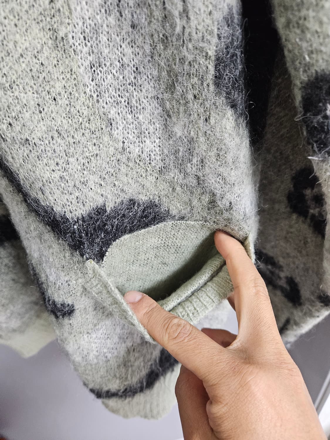 비바스튜디오 Vivastudio 패턴 모헤어 가디건 XL 상품이미지5