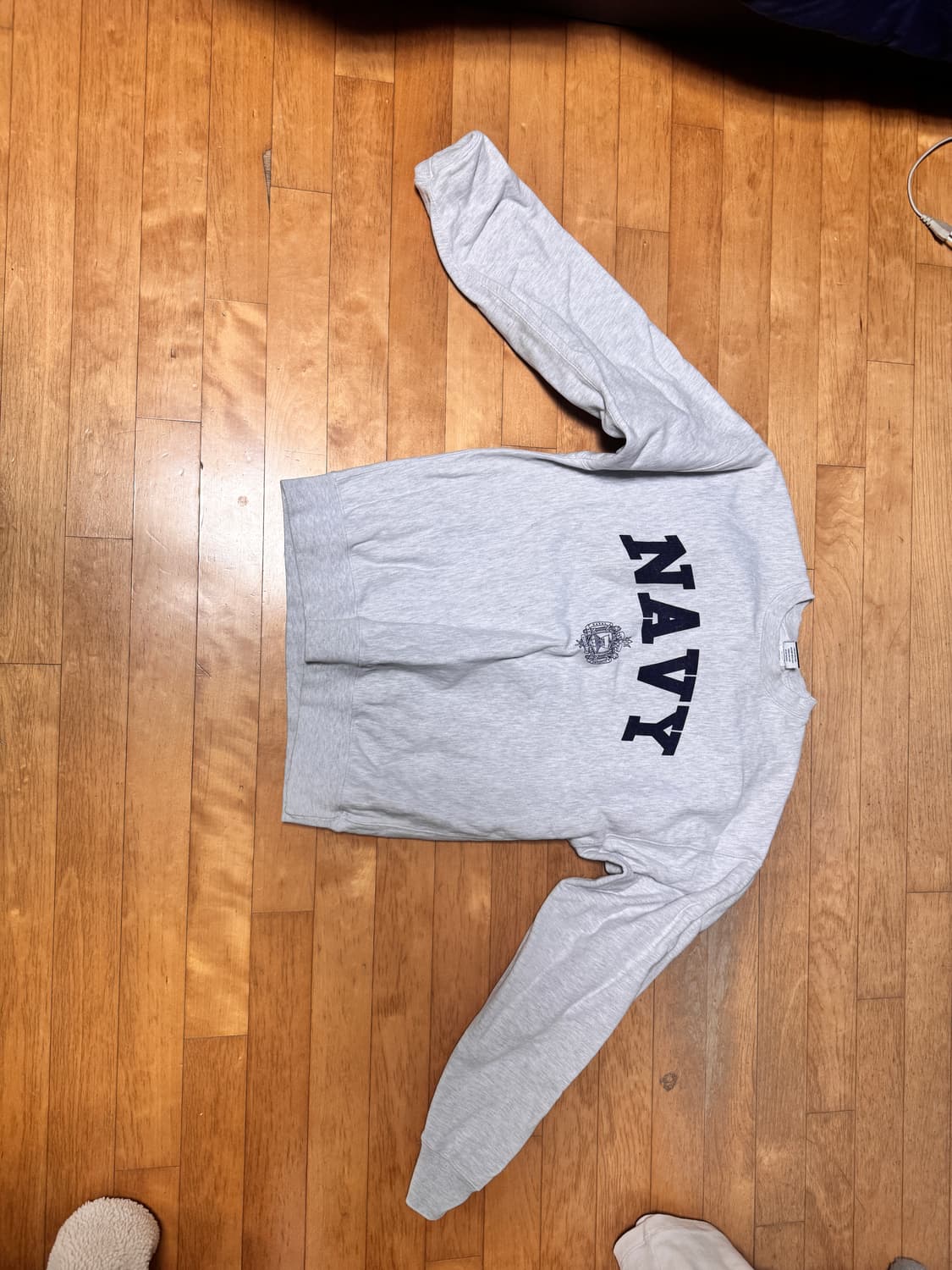 아웃스탠딩 맨투맨 상품이미지2