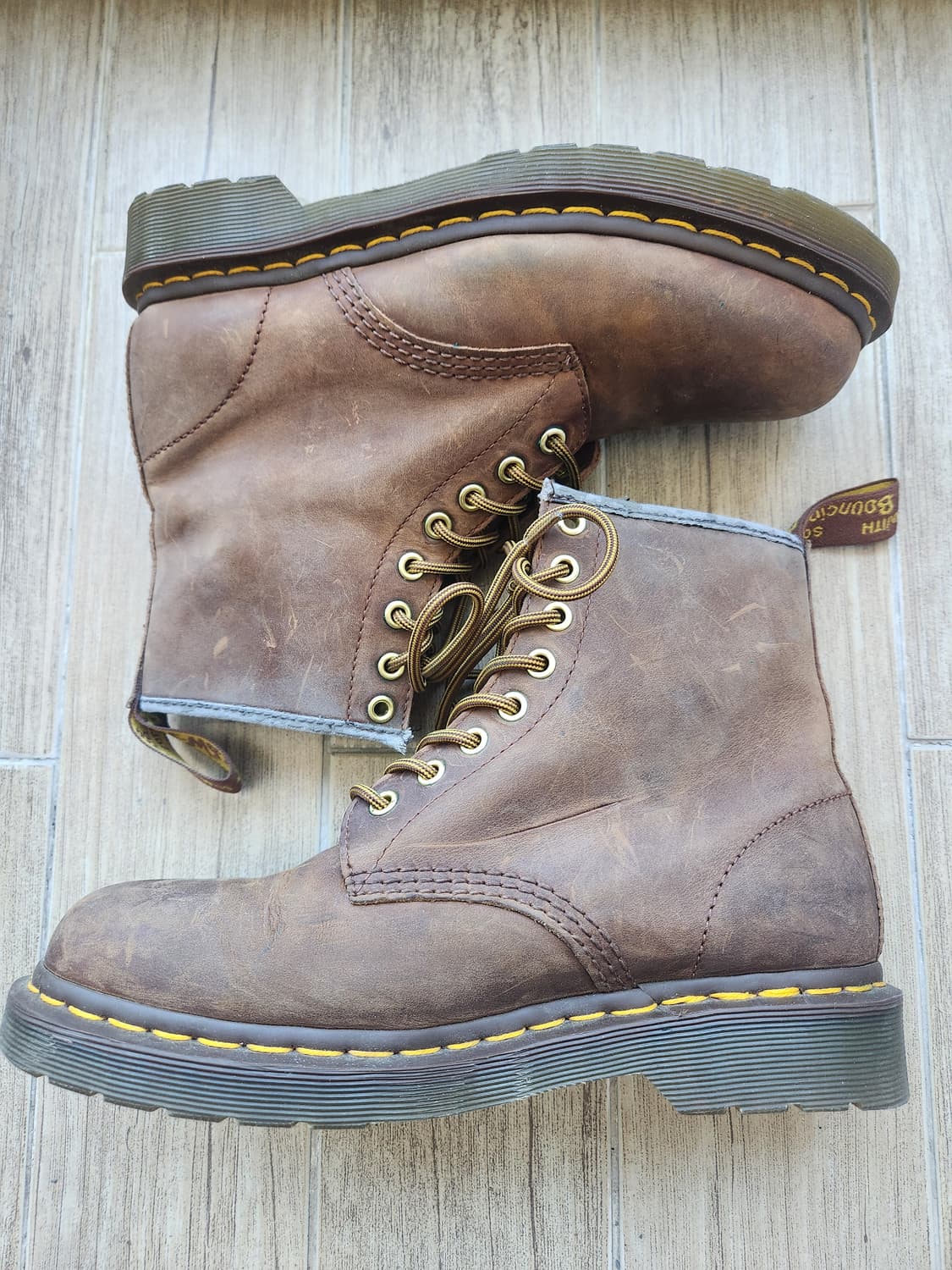 닥터마틴 1460 8홀 크레이지호스 (250) 상품이미지5