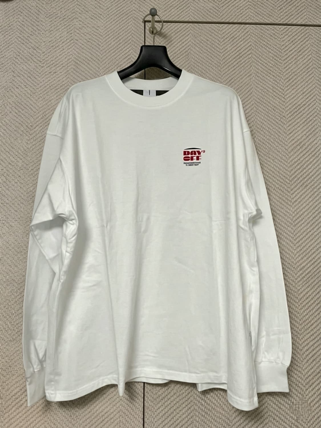 어반디타입 데이오프 롱슬리브 M 상품이미지2