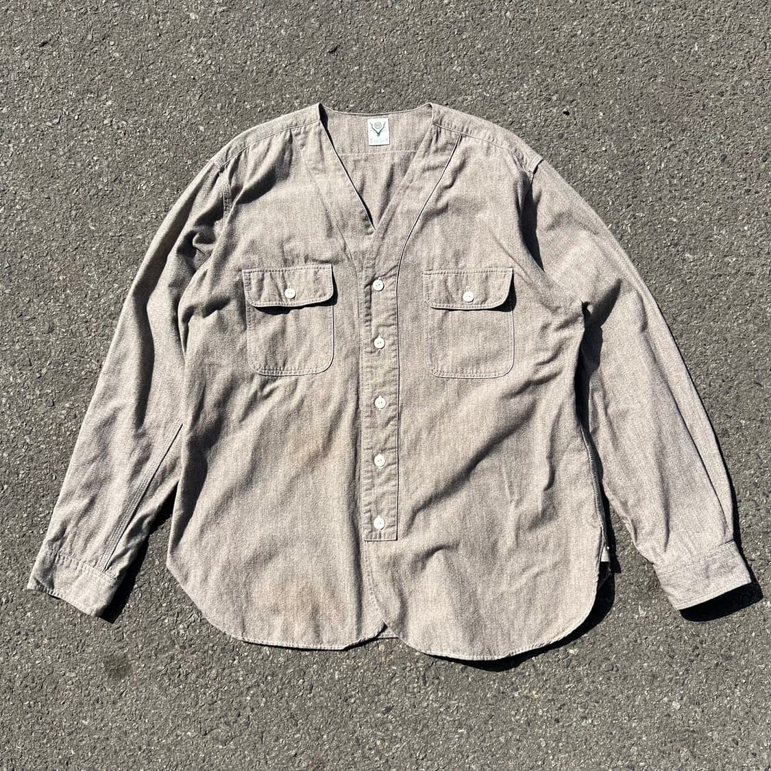 남이서팔 브이넥 셔츠 상품이미지1