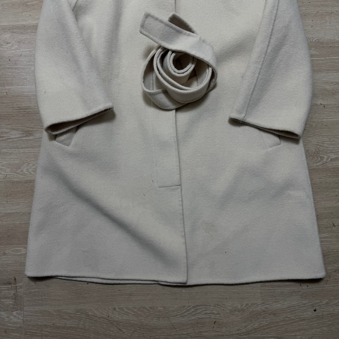 베니토 벨티드 울 코트 상품이미지3