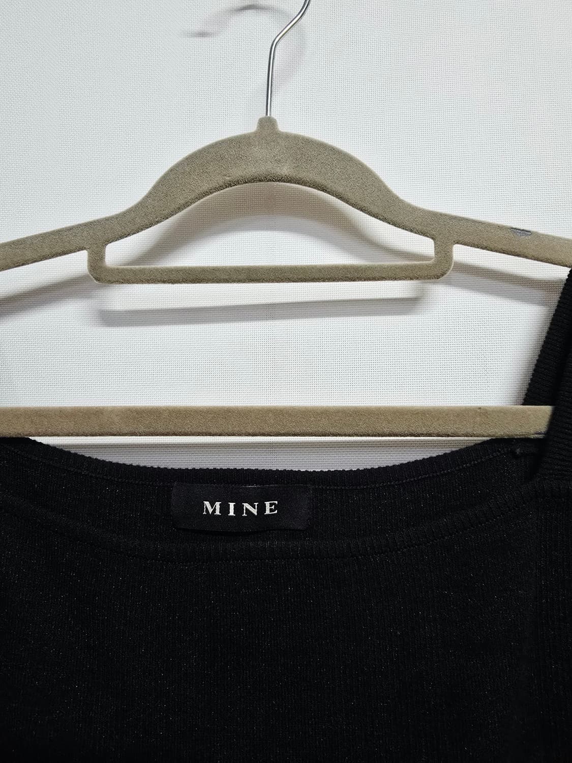 MINE 여성 블랙 스퀘어넥 퍼프 소매 블라우스 상품이미지2