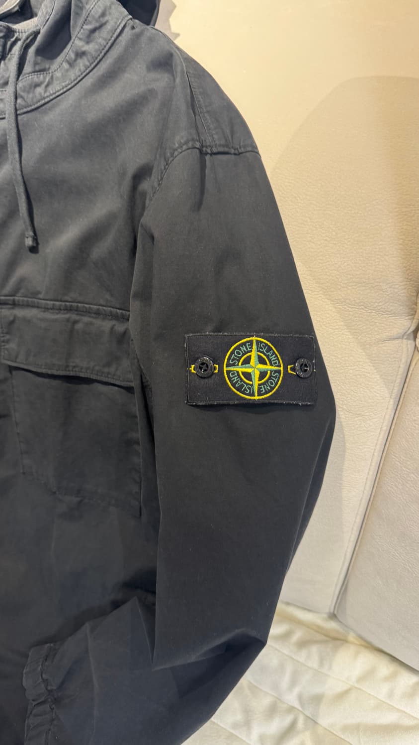 24SS 스톤아일랜드 수피마 코튼 트윌 후드 블랙 상품이미지2